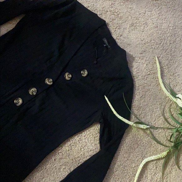 Full sleeve ribbed top - Picture 3 of 3